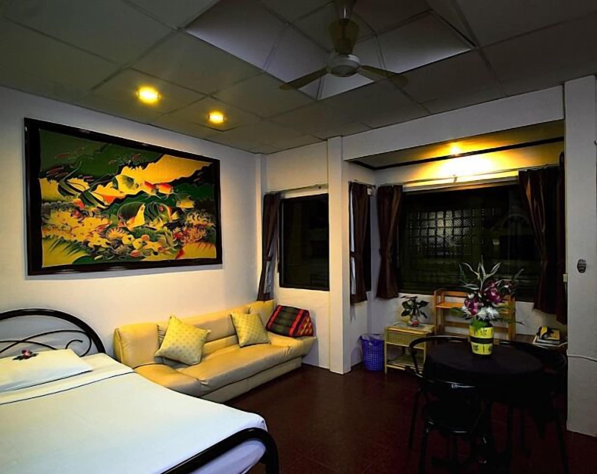 Karon Cafe Inn Exterior foto