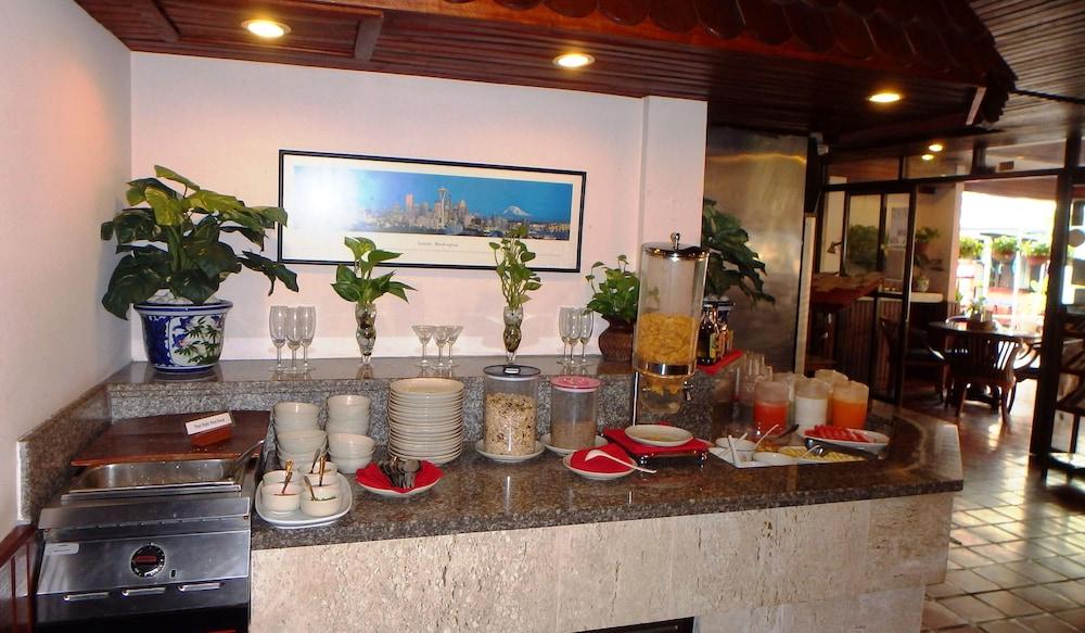 Karon Cafe Inn Exterior foto