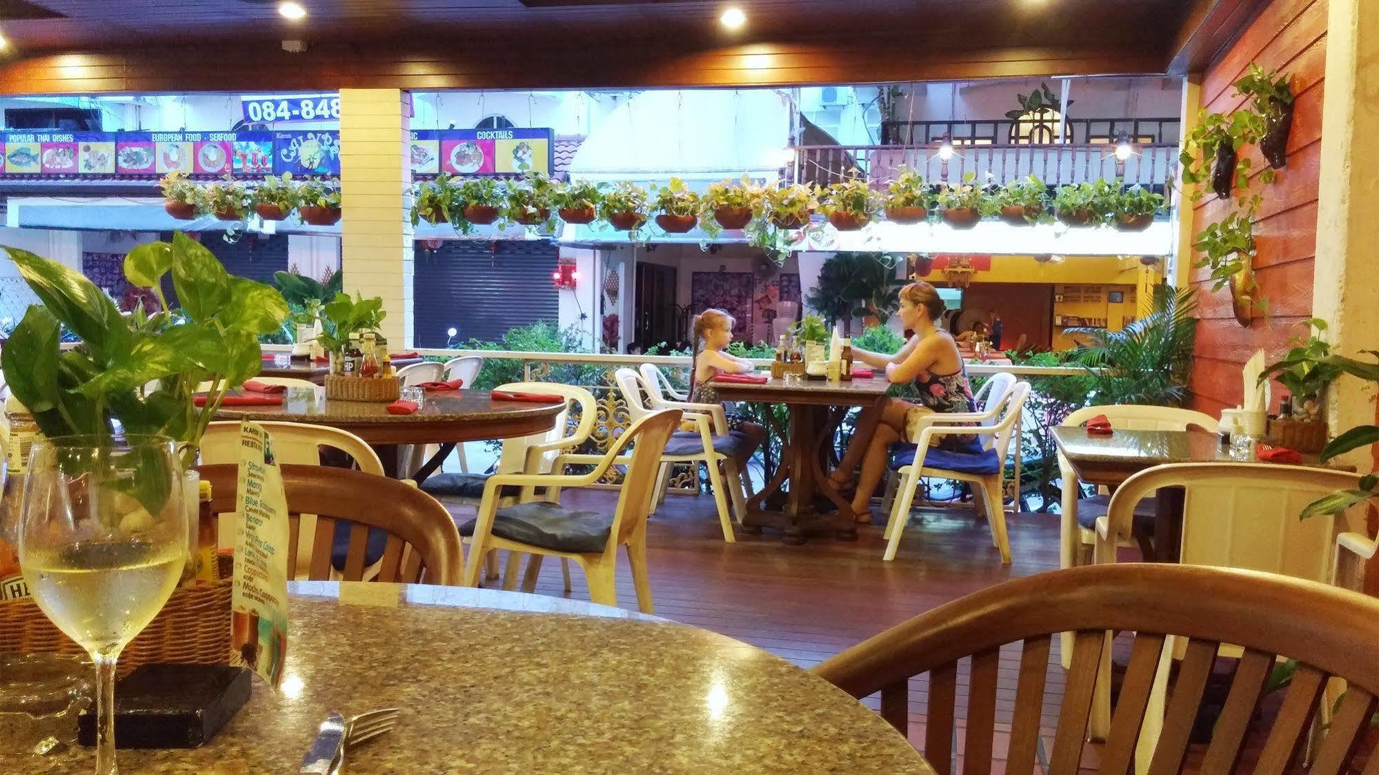 Karon Cafe Inn Exterior foto